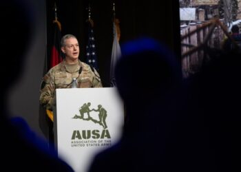 Top NATO, U.S. commander in Europe describes NATO’s decisive hour in LANDEURO remarks