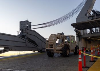 143rd ESC Soldiers Exposed to International Contracts at Talisman Sabre