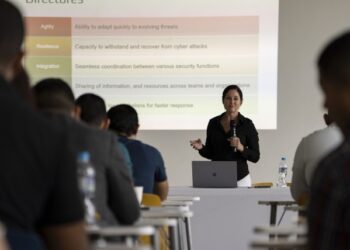 Missouri Guard Hosts Cyber Exchange with Panamanian Partners