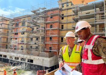 Senior IMCOM Leader Visits U.S. Army Garrison Italy